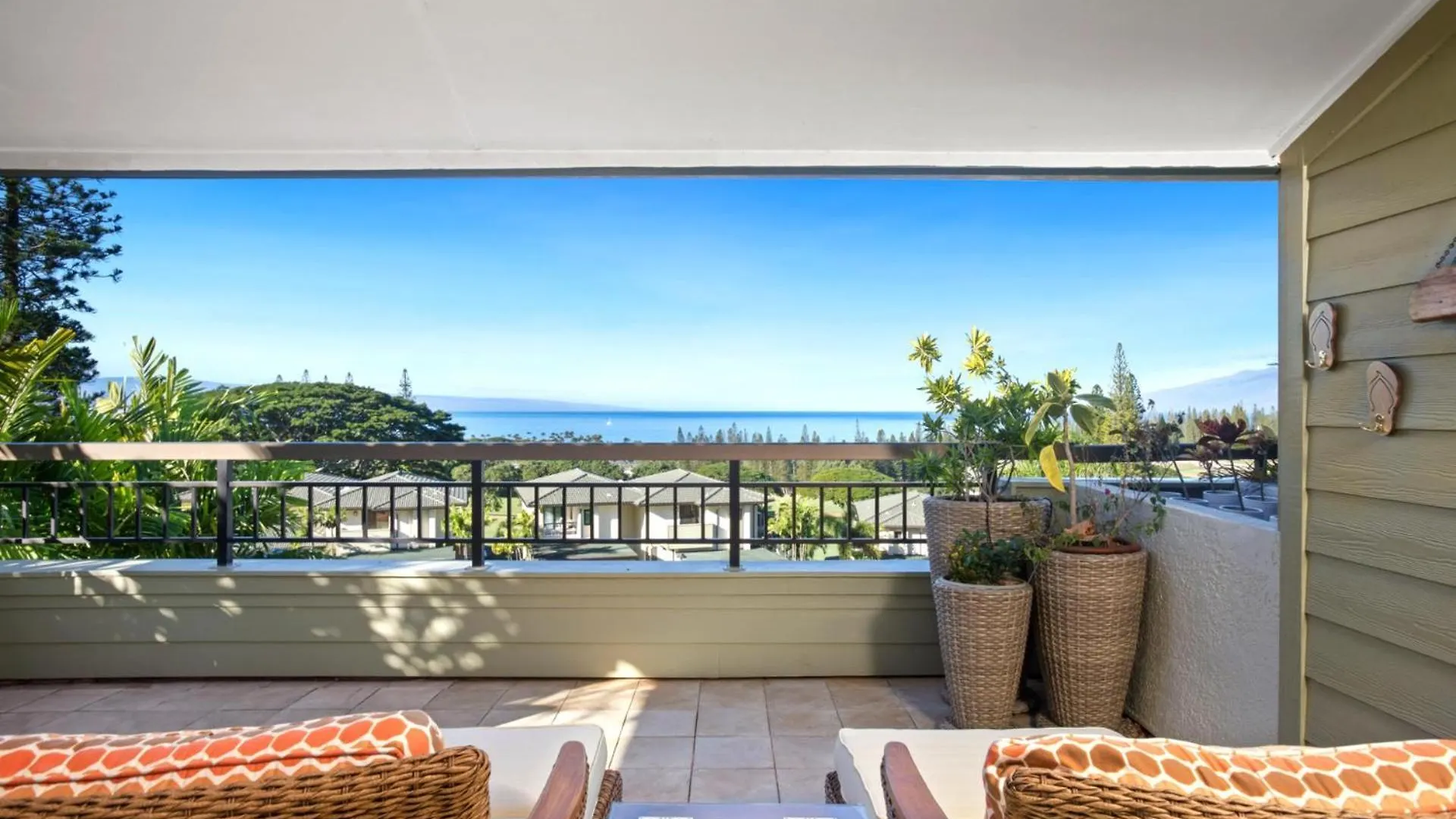 Apartment Spacious 5-bedroom Golf Collection - Multi Unit Listing - Same Enclave - Golf Course Views - 3 Free Cars Kgv-24p724p224t1 Kapalua