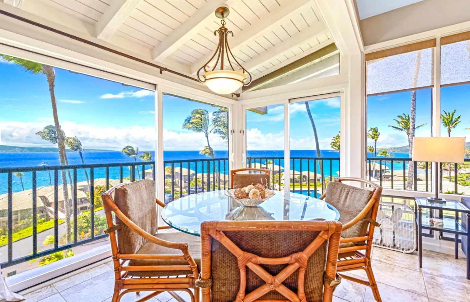 Spacious 5-bedroom Bay Collection - Multi Unit Listing - Ocean Views - 3 Free Cars Apartmán *
