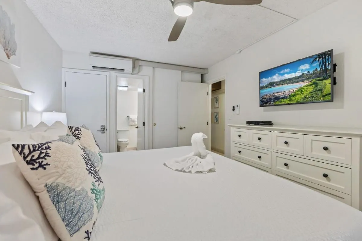 Kamaole Sands 8-204- Kihei Condo, Ac, Across Street From