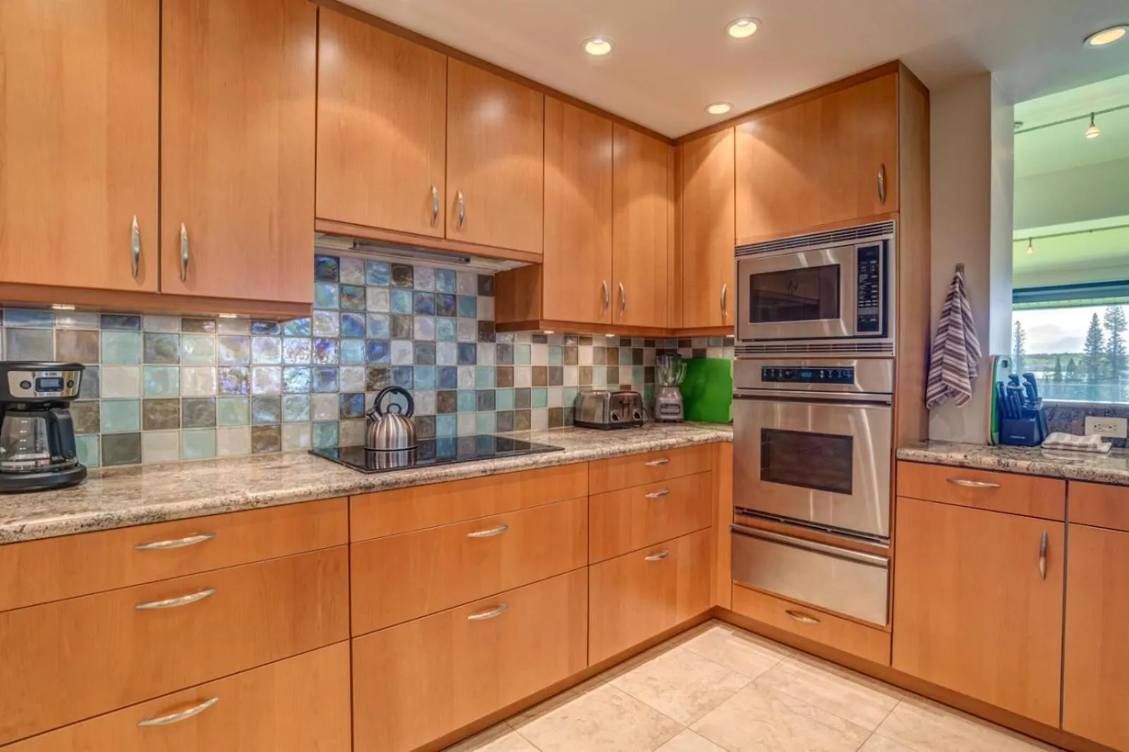 Spacious 4-bedroom Ridge Collection - Multi Unit Listing - Same Floor - Ocean Views - 2 Free Cars Krv-72224