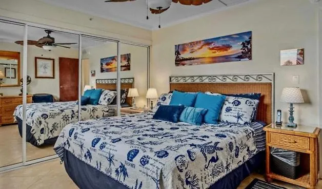 Apartment Ocean Front Views At The Valley Isle