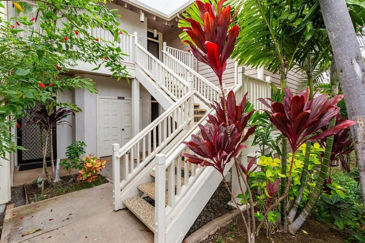 Gaze Out At Panoramic Ocean Views From An Airy Coastal Oasis * Wailea (Maui)
