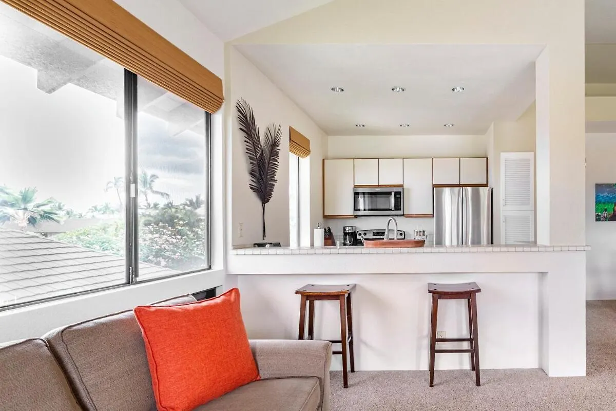Apartment Gaze Out At Panoramic Ocean Views From An Airy Coastal Oasis *