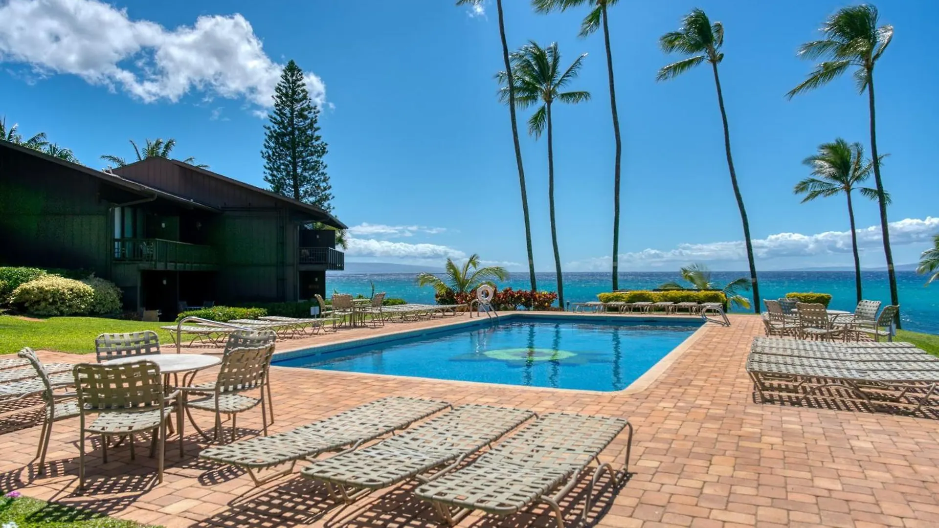Mahina Surf 228 Apartment