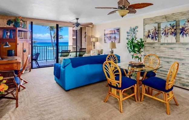 Ocean Front Views At The Valley Isle Lahaina