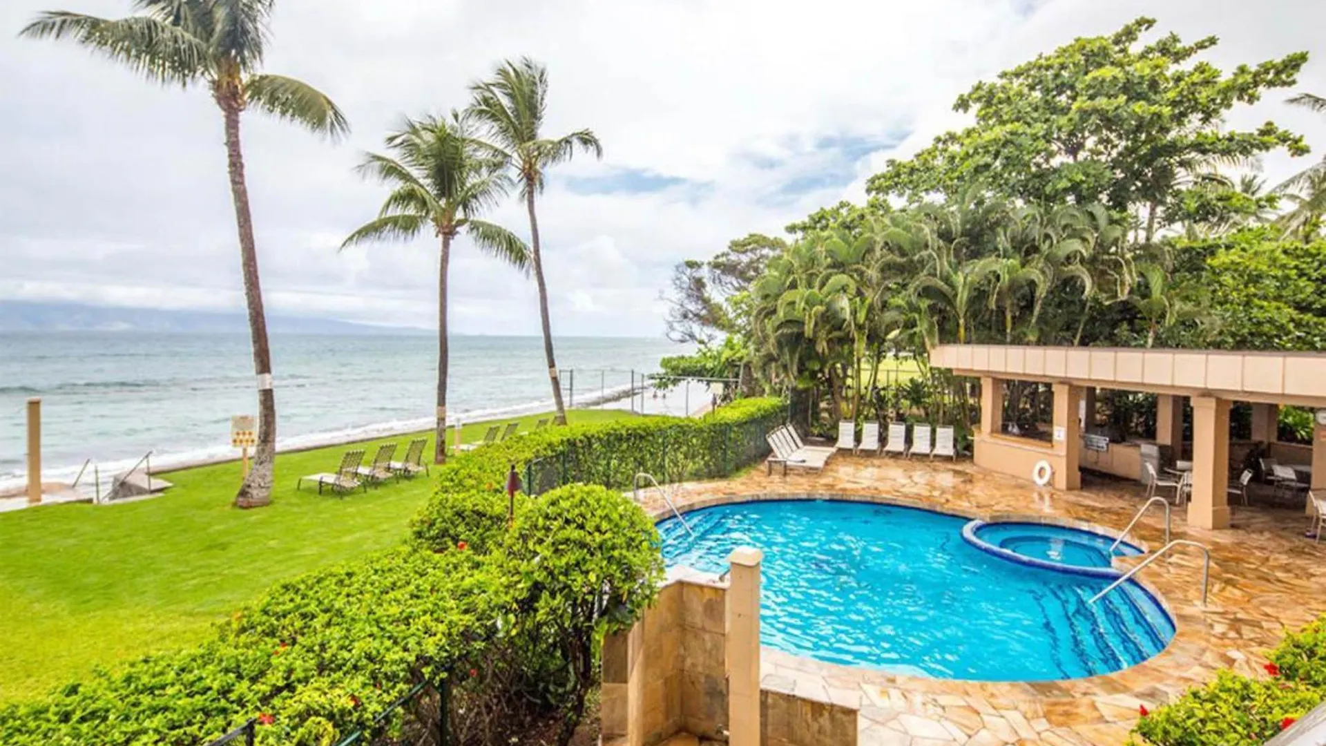 Paki Maui Penthouse 409 Kahana