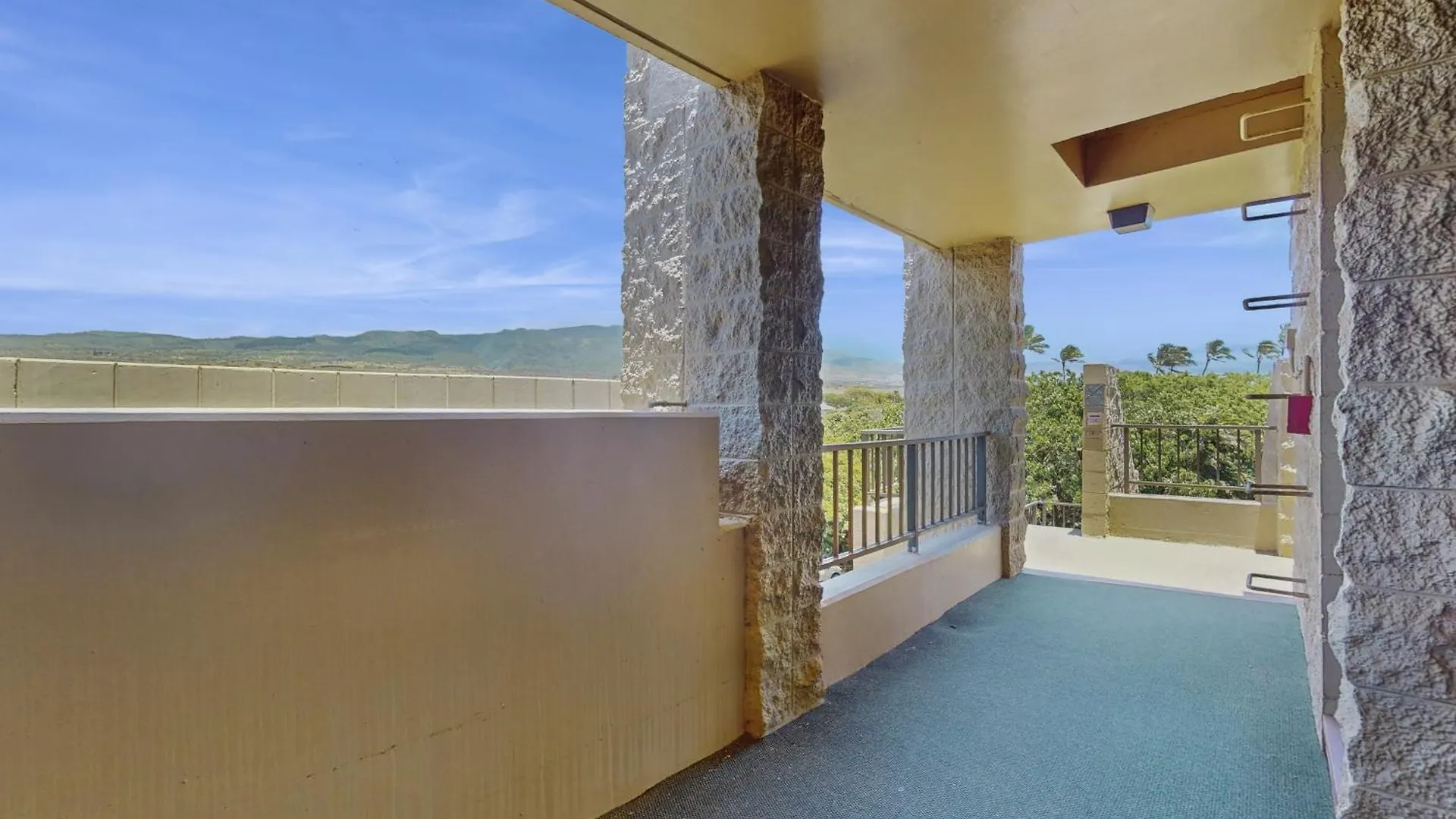Paki Maui Penthouse 409 Kahana