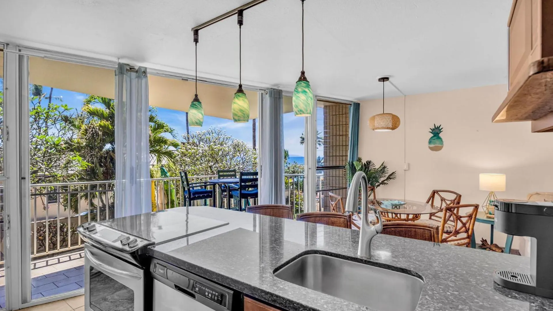 Kn203 Oceanfront 2bd 2ba Sunset In South Maui * Kihei