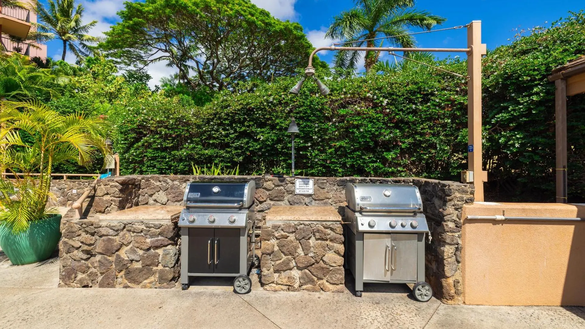 Oceanview Kahana - Walk To & Dining Resort Lahaina