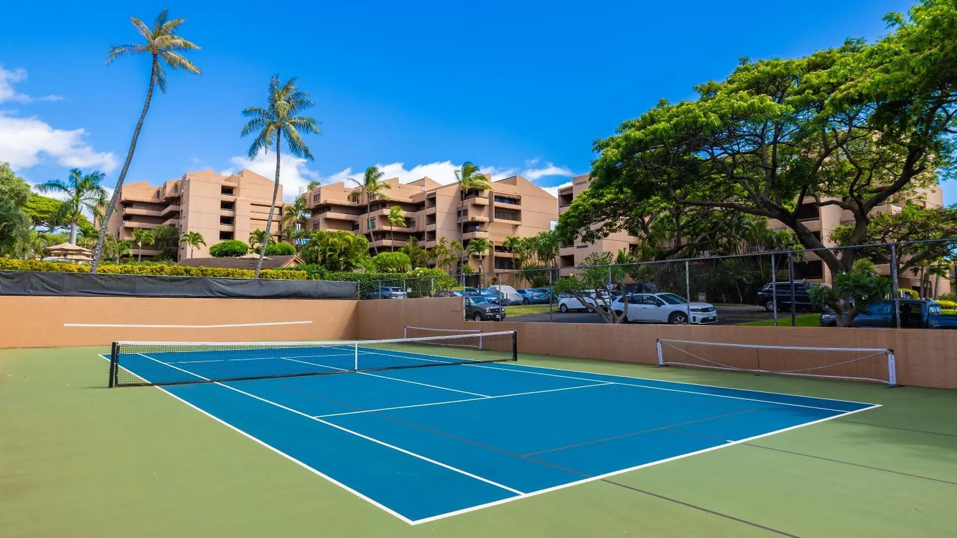 Resort Oceanview Kahana - Walk To & Dining