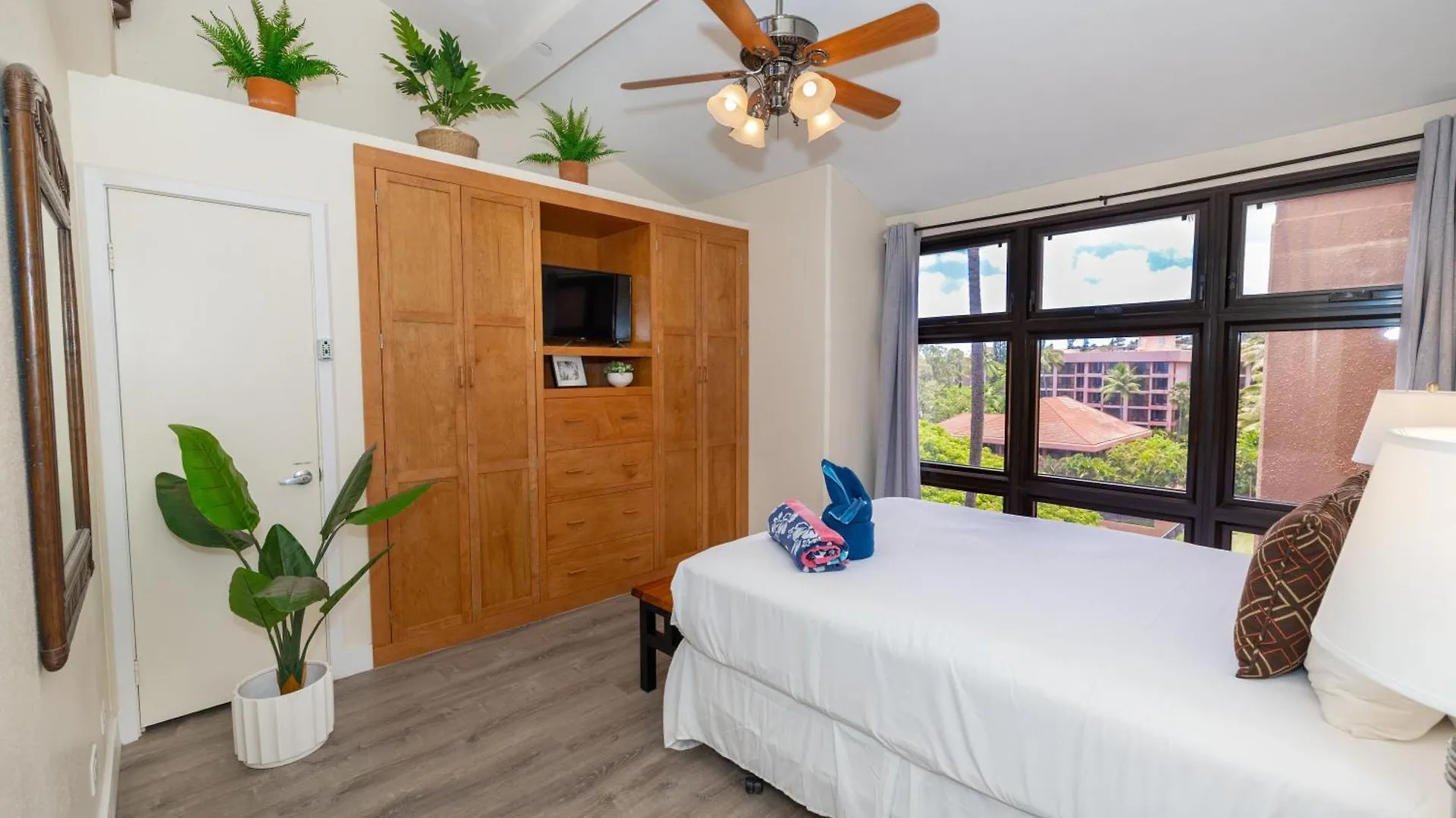 Resort Oceanview Kahana - Walk To & Dining 3*