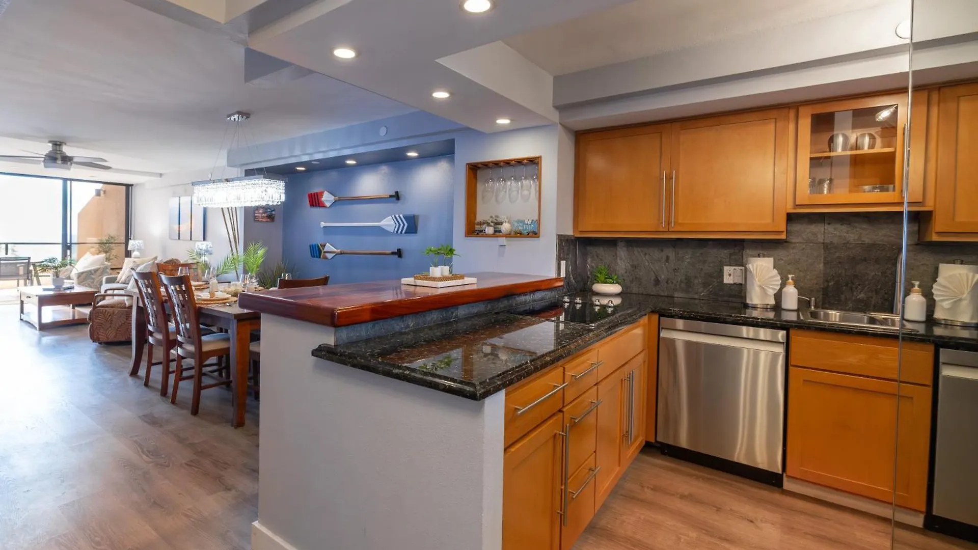Oceanview Kahana - Walk To & Dining Lahaina