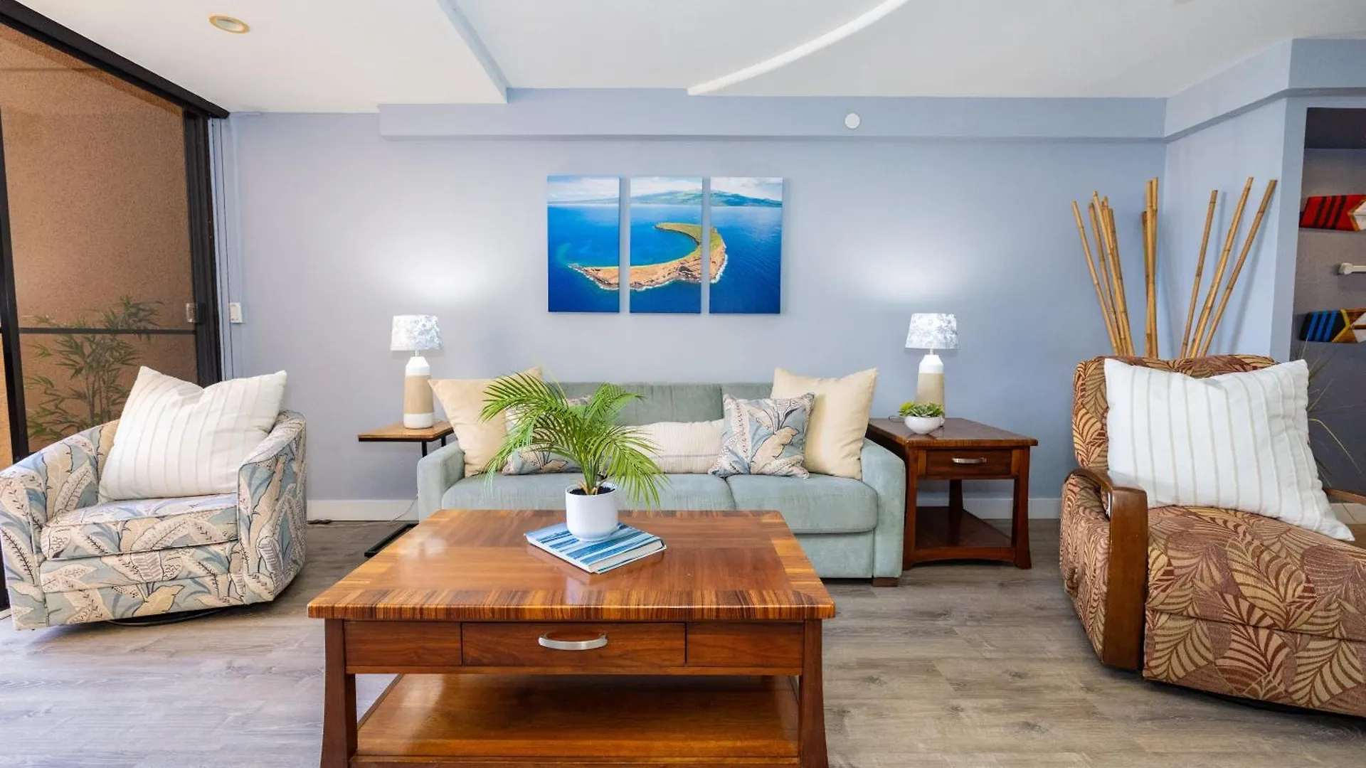 Oceanview Kahana - Walk To & Dining Lahaina