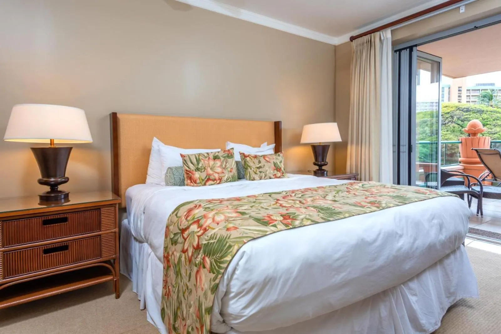 Kbm Spacious 3-bedroom Honua Kai Collection Multi Unit Listing Same Floor Ocean Views 2 Free Cars Hkk-23436 * Kaanapali