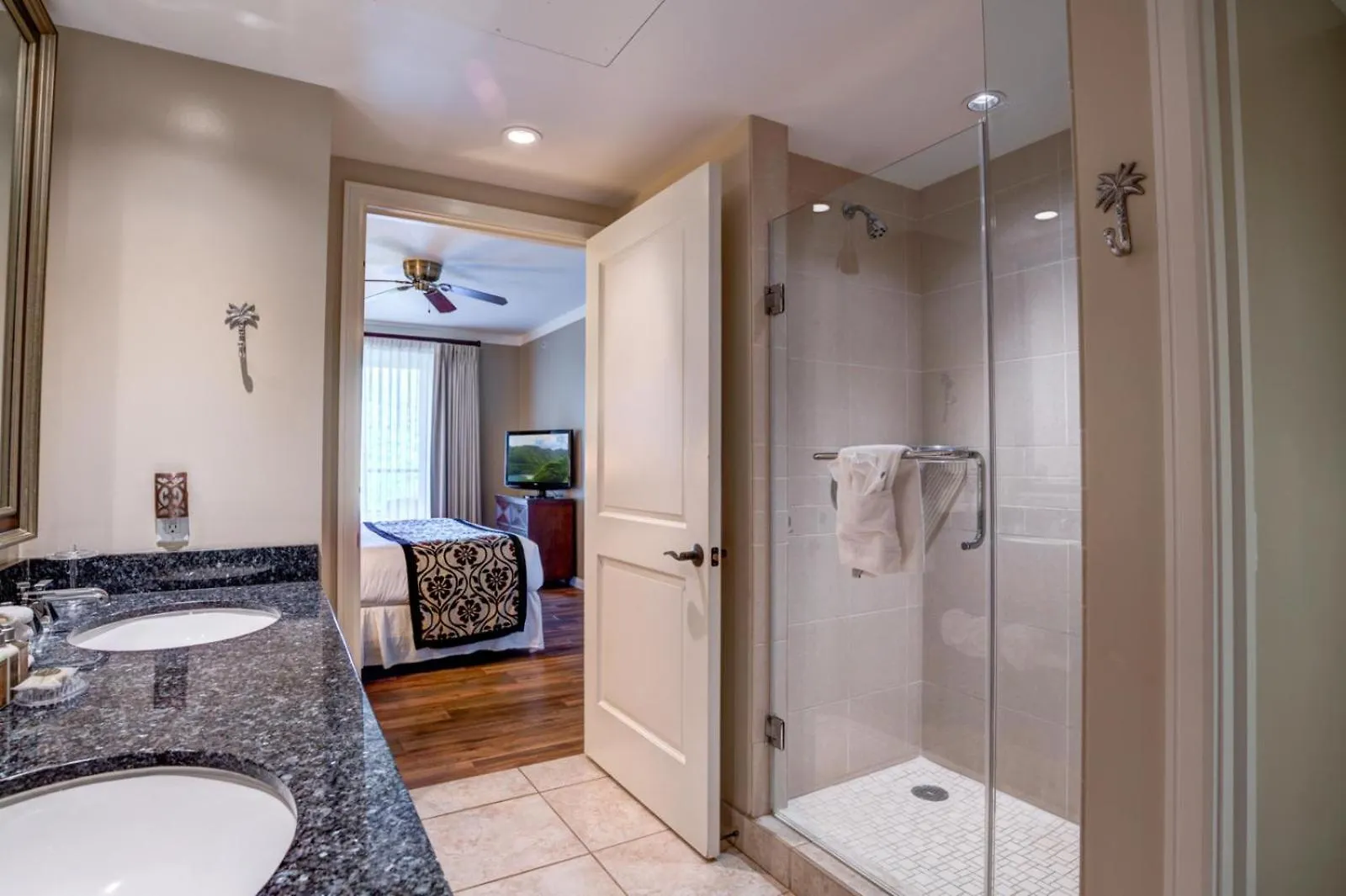 Kbm Spacious Ocean View 3-bedroom Honua Kai Collection Multi Unit Listing Same Floor 2 Free Cars Hkk-23642
