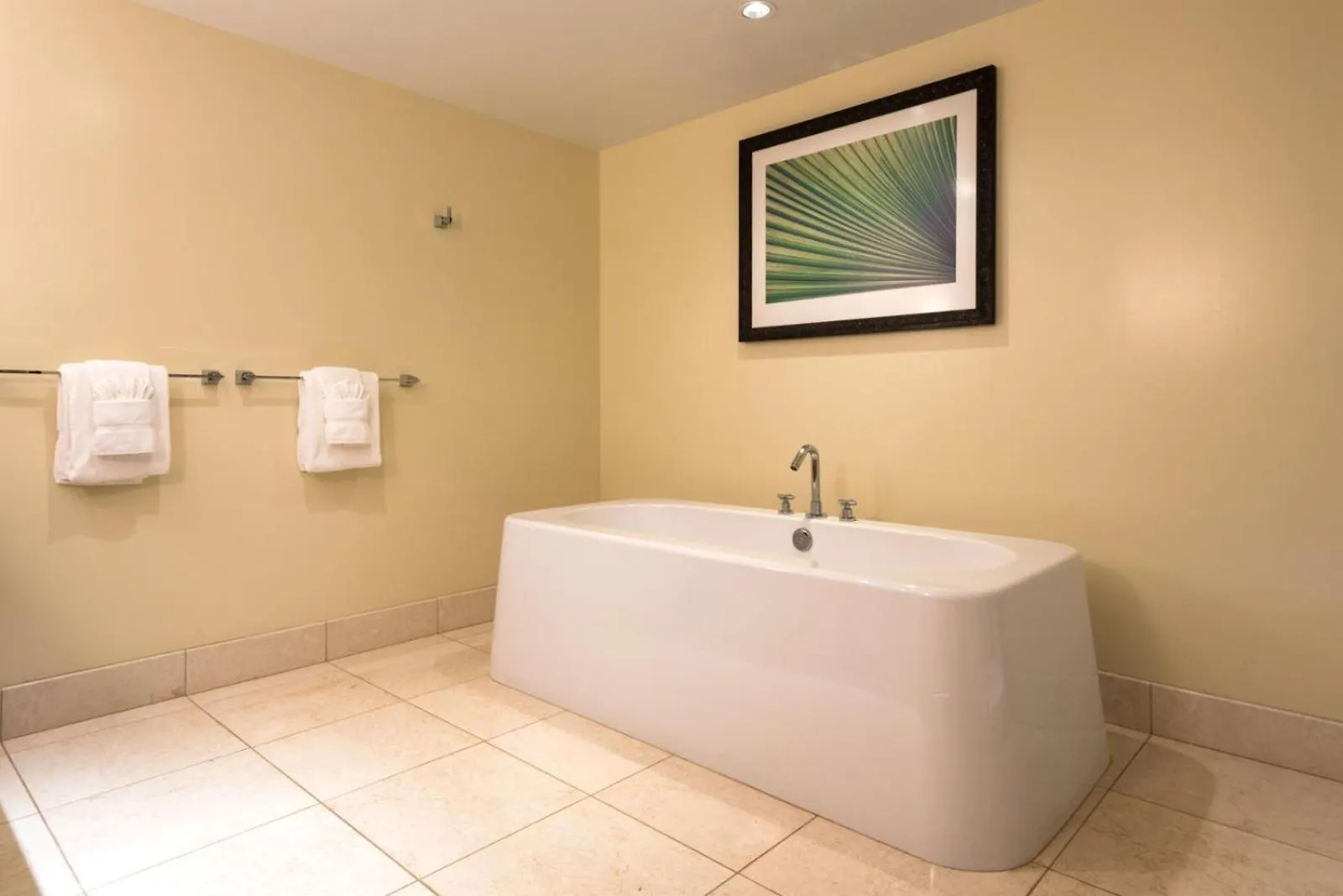 Spacious 6-bedroom Honua Kai Collection - Multi Unit Listing - Same Floor - Ocean Views - 2 Free Cars Hkh-50304 *
