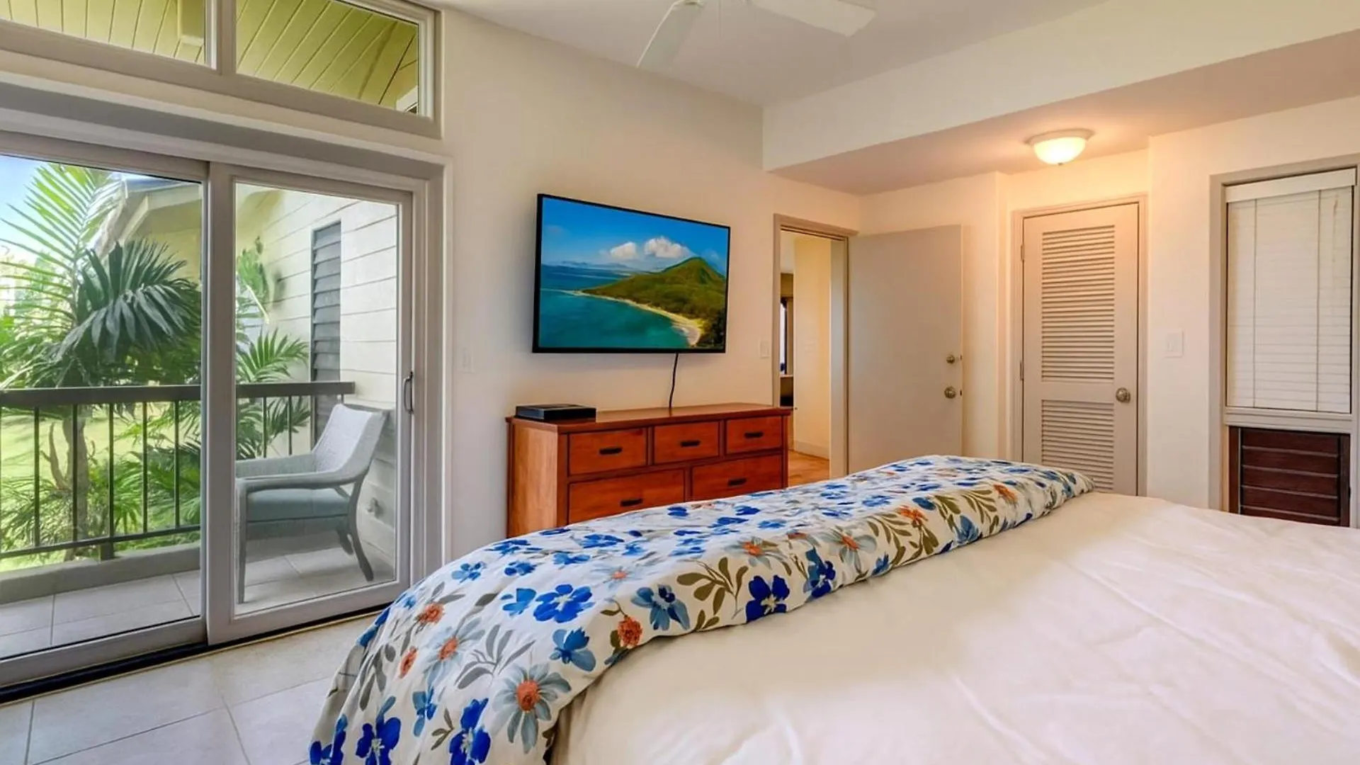 Spacious 4-bedroom Ridge Collection - Multi Unit Listing - Same Floor - Ocean Views - 2 Free Cars Krv-72224 Appartement Kapalua