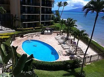 Hololani Oceanfront 公寓 *