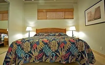 Hotel Papakea #b207 Bedroom By Redawning