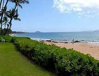 Days By Wyndham Maui Oceanfront Hotell 2*
