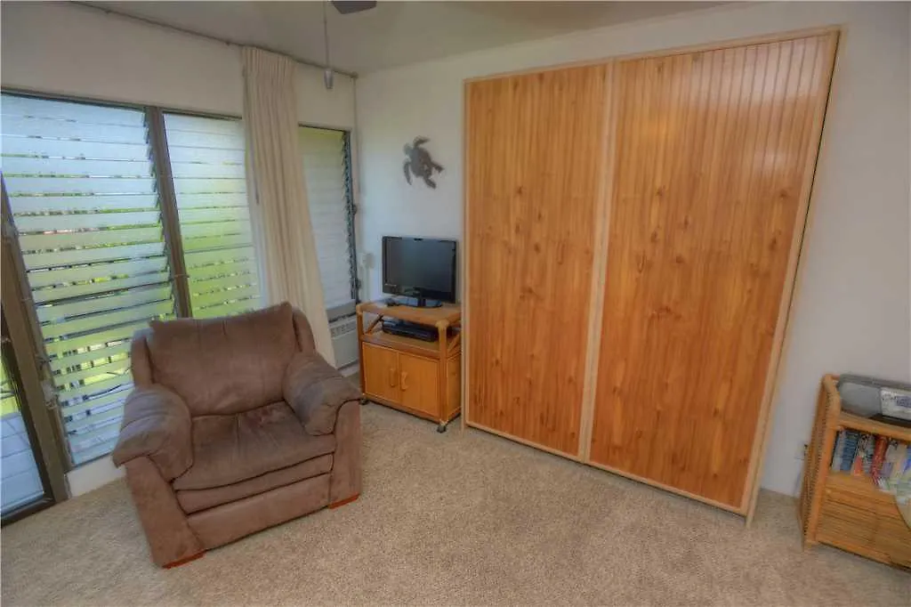 Kihei Akahi D-109 - One Bedroom Apartment *