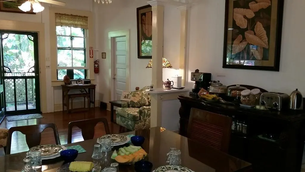 Haiku Inn Bed & Breakfast