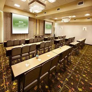 Courtyard By Marriott Maui Airport 3* Kahului