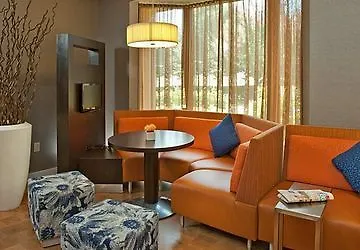 Courtyard By Marriott Maui Airport