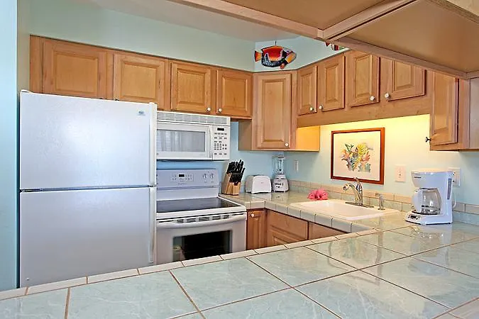Noelani Condominium Resort 3*