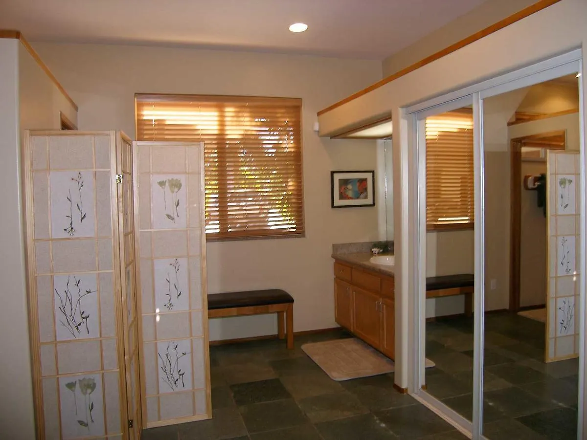 Aloha Aku Bamboo - Discover Beachfront Serenity * Kihei