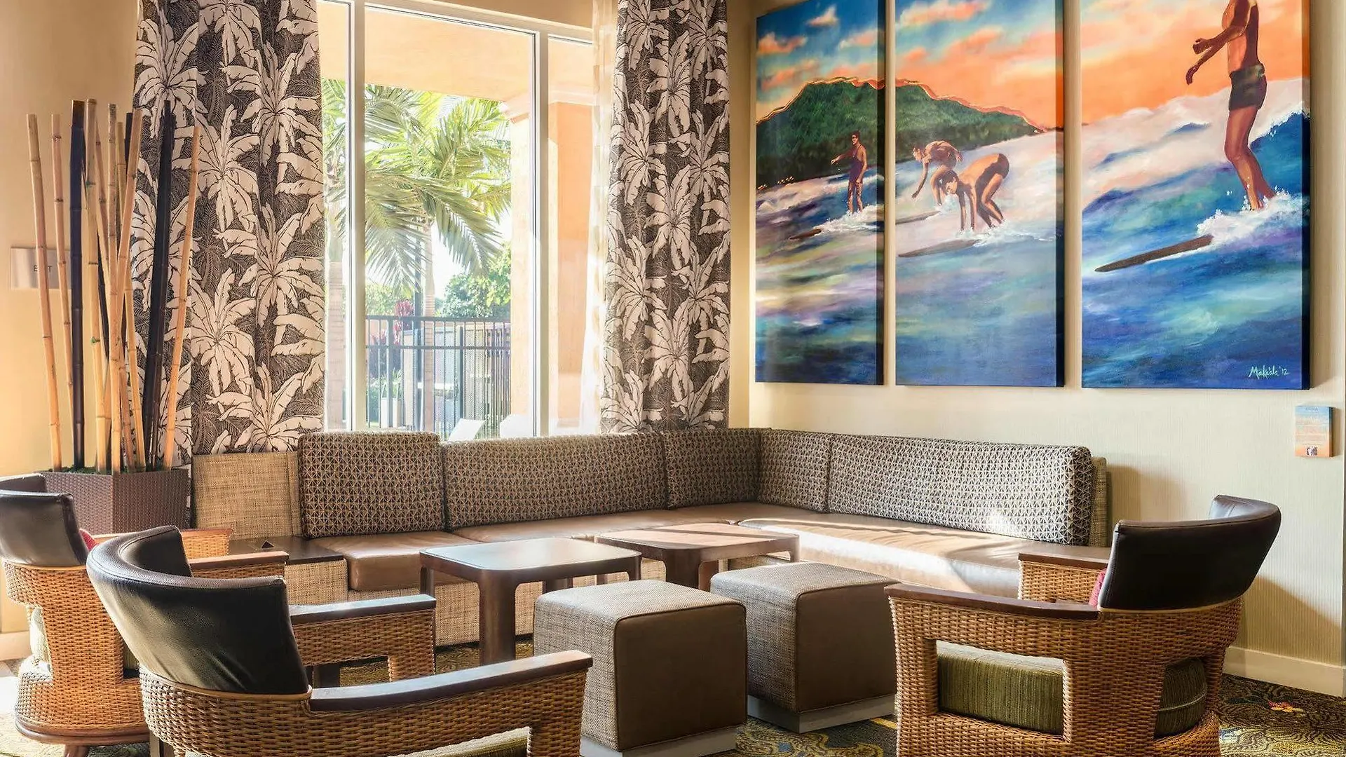 Courtyard By Marriott Maui Airport Hotel 3*