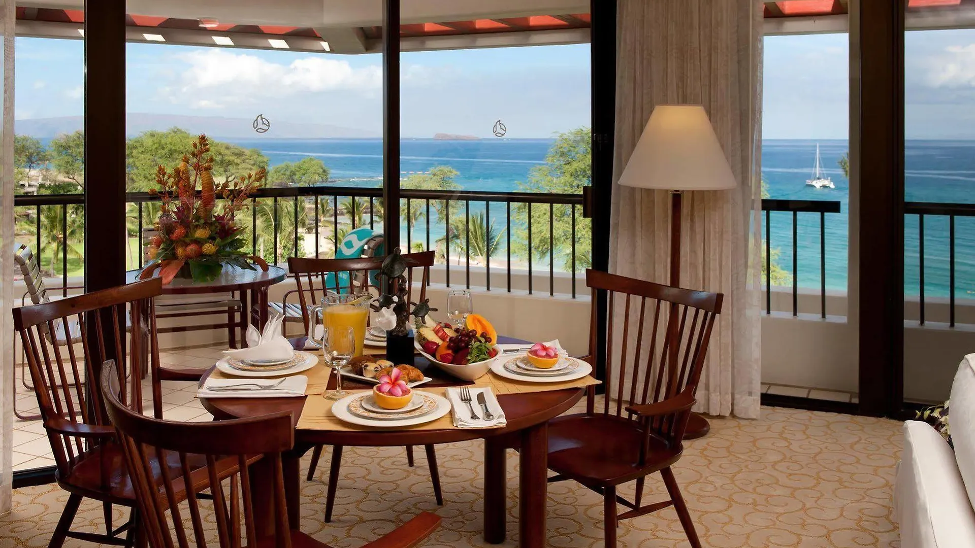 Resort & Golf