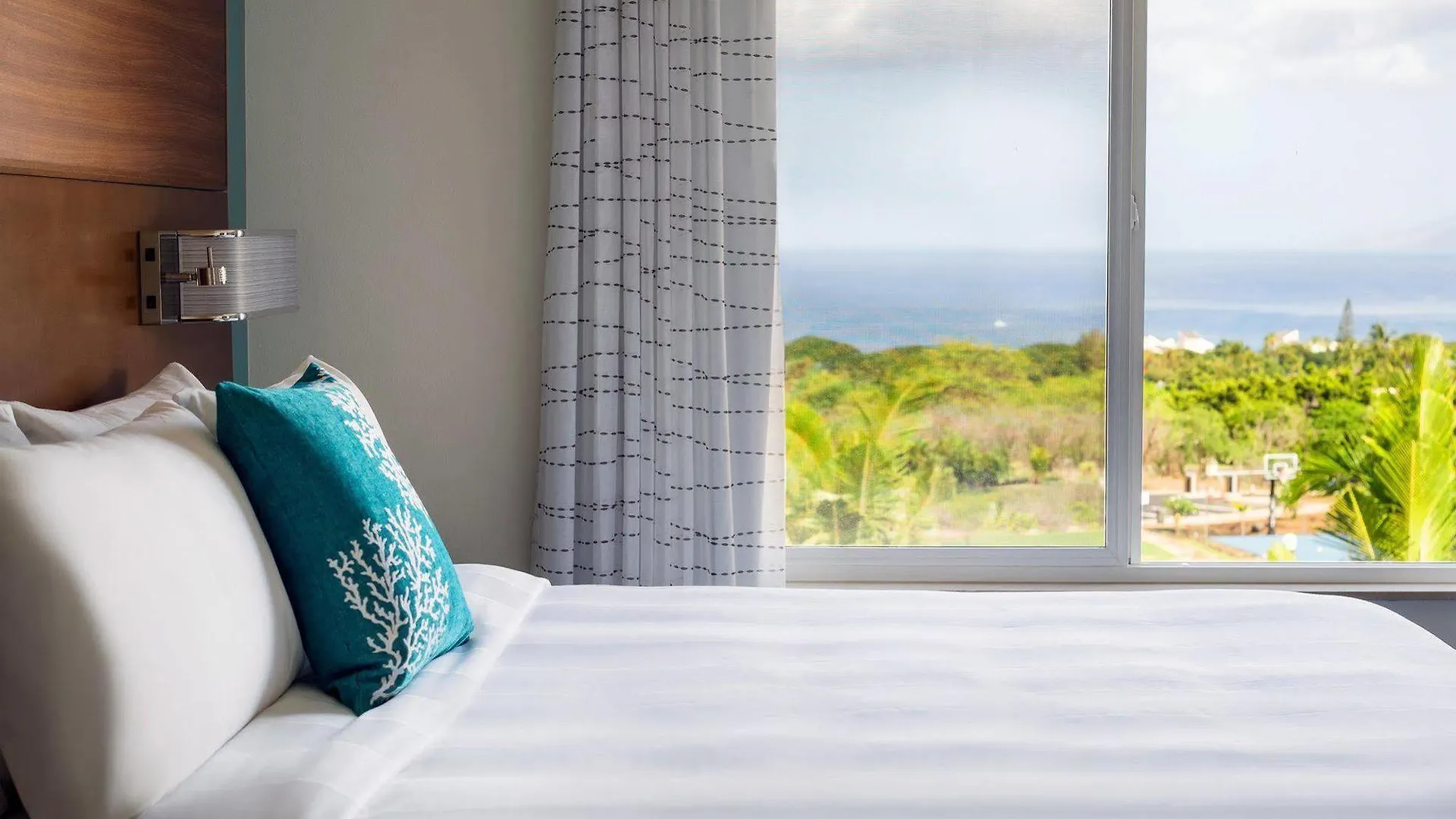 By Marriott Maui Wailea 3*