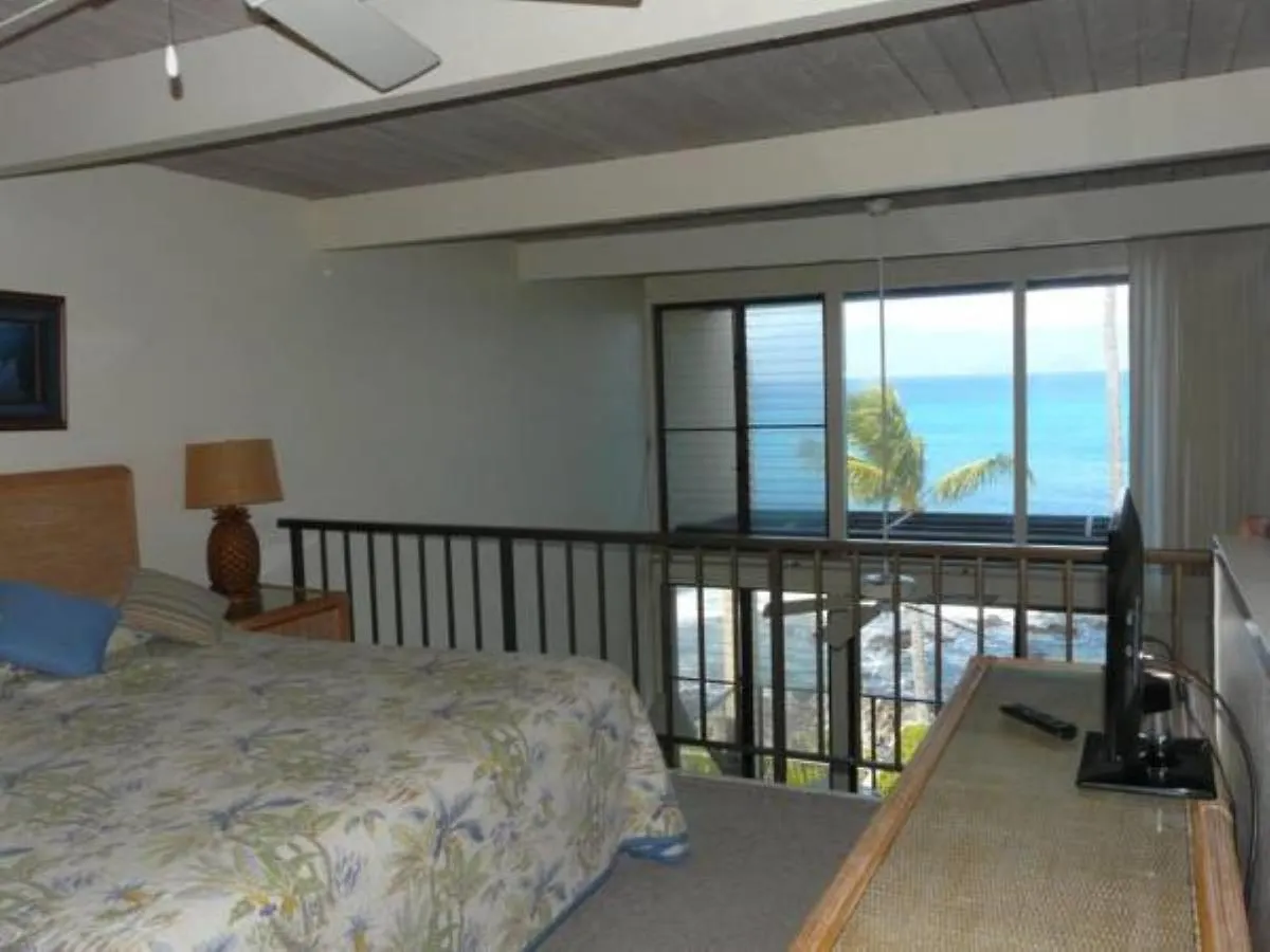 リゾート At Napili Point 3*