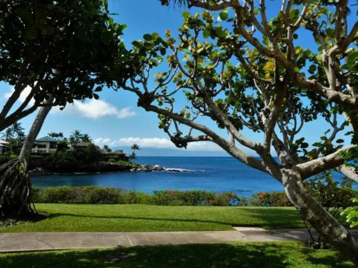 At Napili Point リゾート ラハイナ