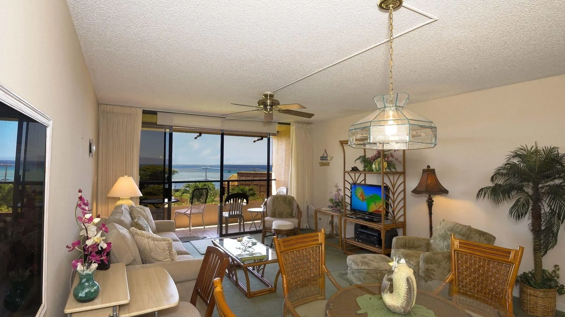 Resort Kahana