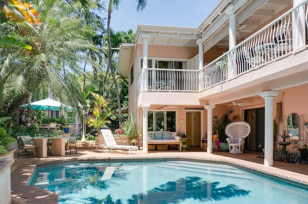 Guest house Old House-walk To Town & Beach! Lahaina