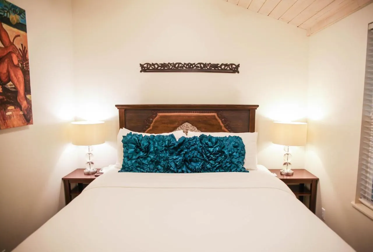Paia Inn Hotel