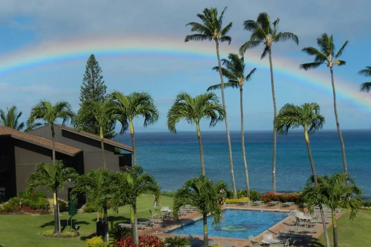 Mahina Surf I