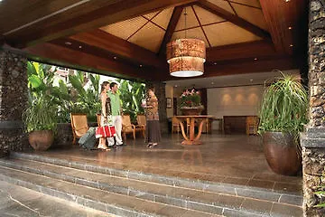 Aina Nalu Apartahotel *