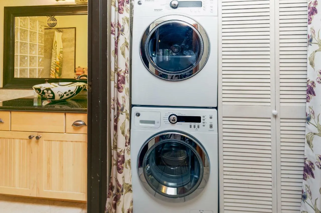 Beautiful 1br At Ali'i Kai, South With Ocean Views, Wi-fi, Split Ac, Parking *