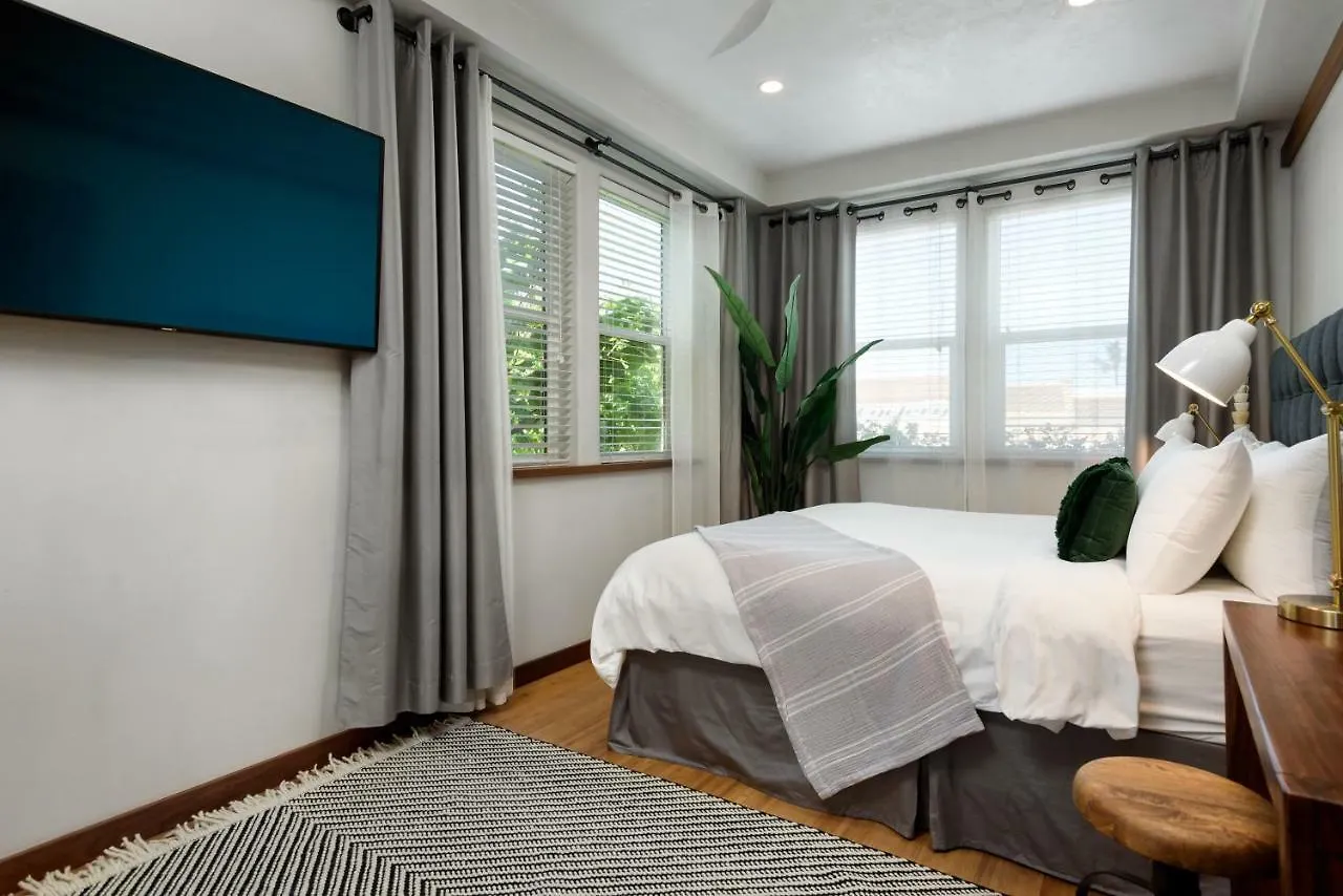 Hotel Paia Inn 3*