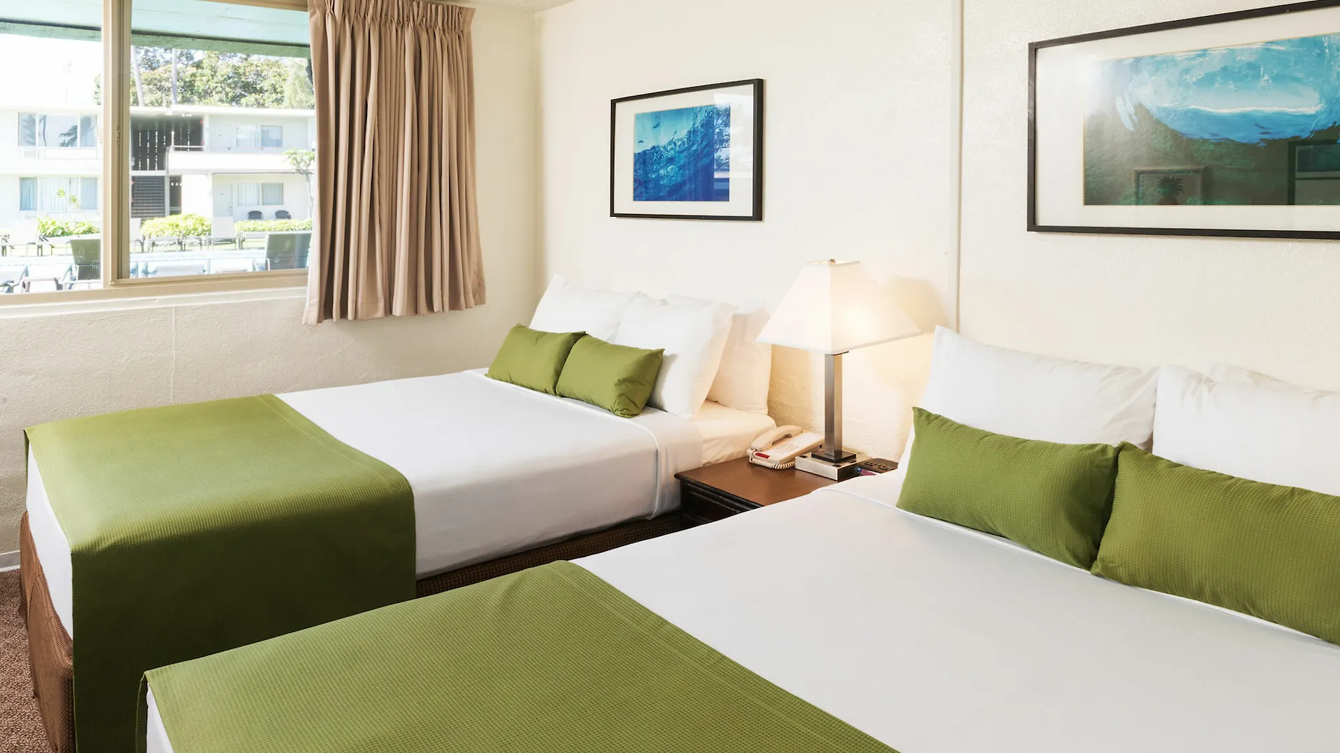 Maui Seaside Hotel 3*
