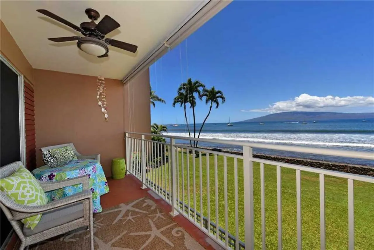 Holiday home 1 Bedroom Ocean Front In Town - Sleeps 4 - Roads #204 Lahaina
