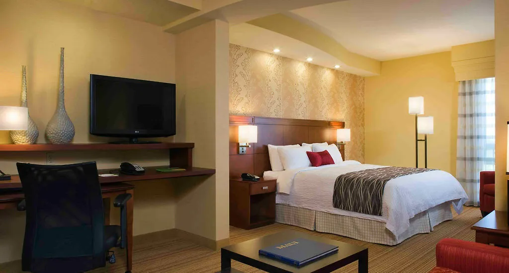 Courtyard By Marriott Maui Airport