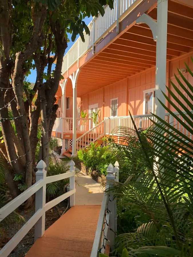 Maui Garden Oasis