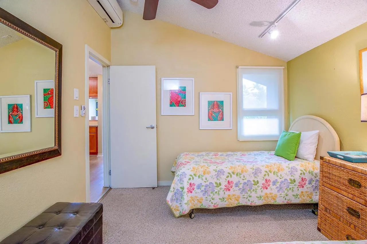 Holiday home Garden Estates C-201 - Ocean Views, Split Ac