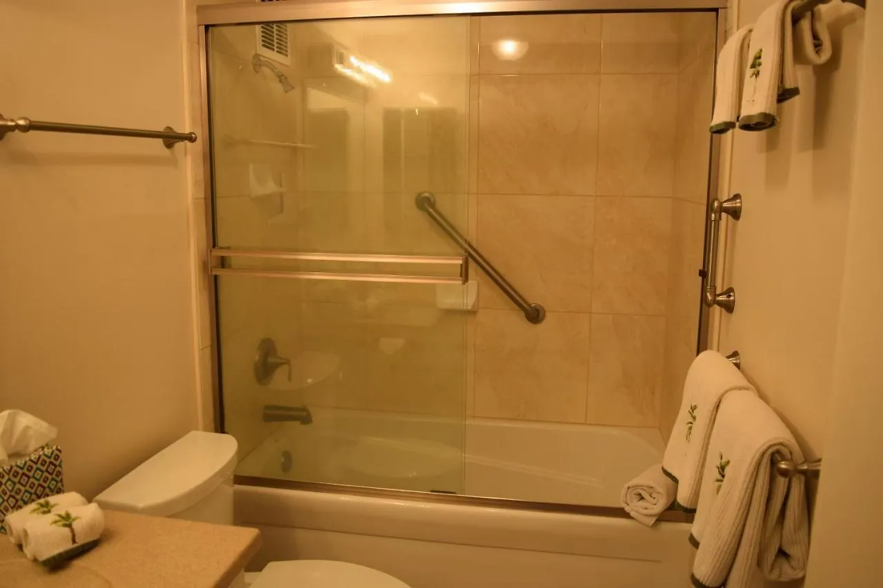 Menehune Shores 402 Apartment *