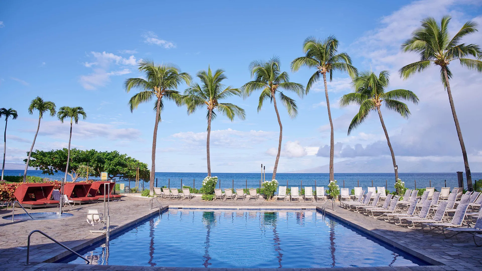 Aston Kaanapali Shores Апарт-отель 4*