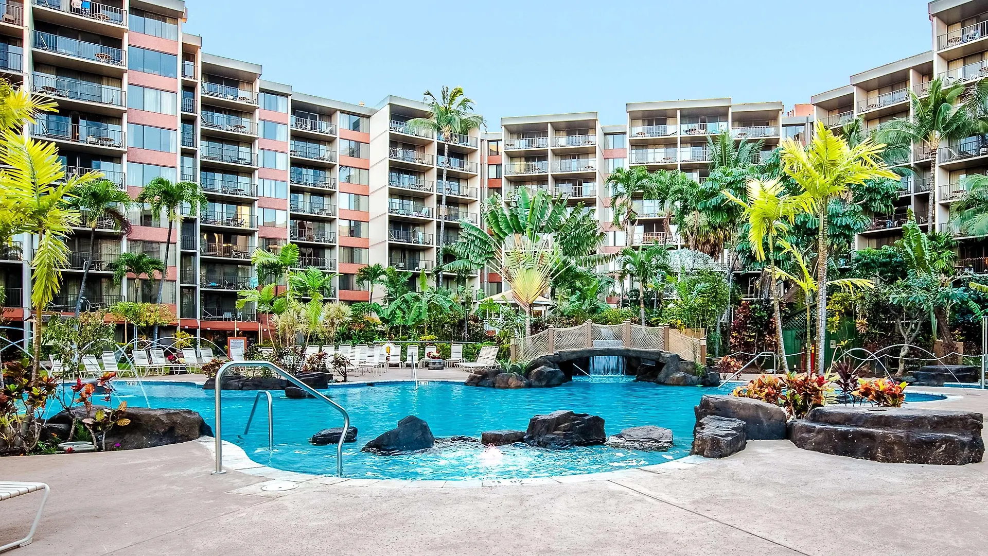 Апарт-отель Aston Kaanapali Shores 4*